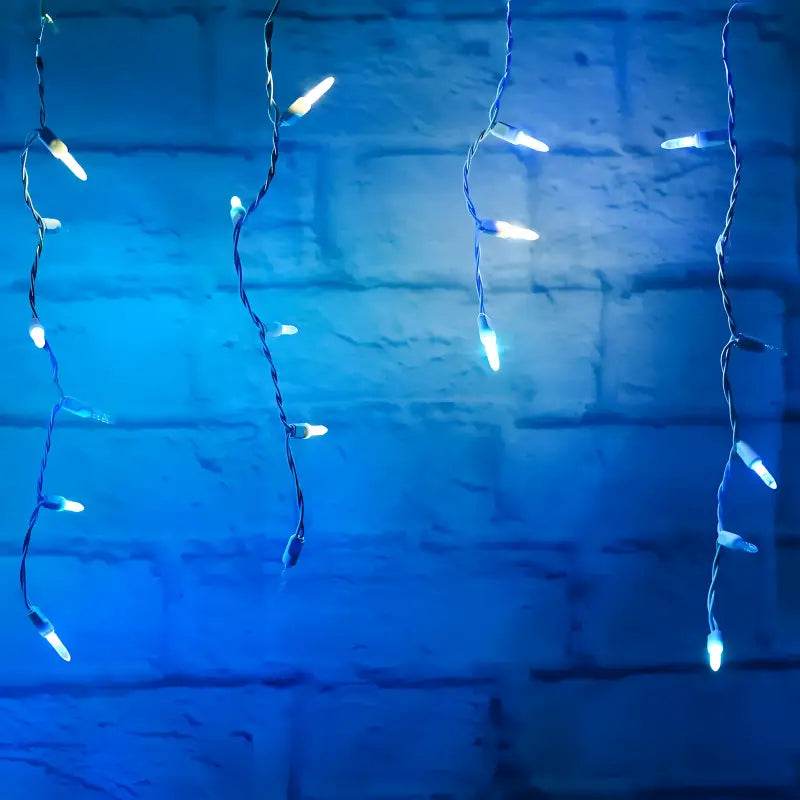 70 M5 Arctic Blue, Cool White, Teal DreamSpark Slow Fade LED Icicle Lights