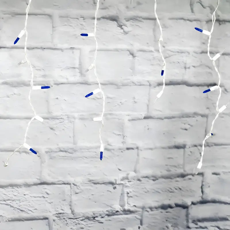 70 M5 Blue, Cool White DreamSpark Slow Fade LED Icicle Lights