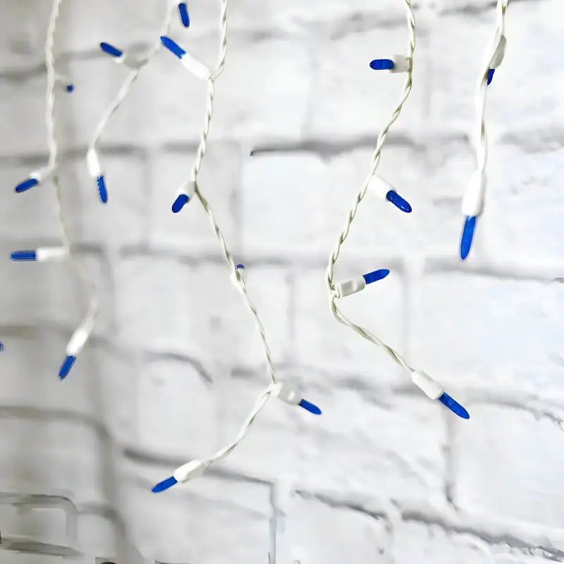 70 M5 Blue DreamSpark Slow Fade LED Icicle Lights