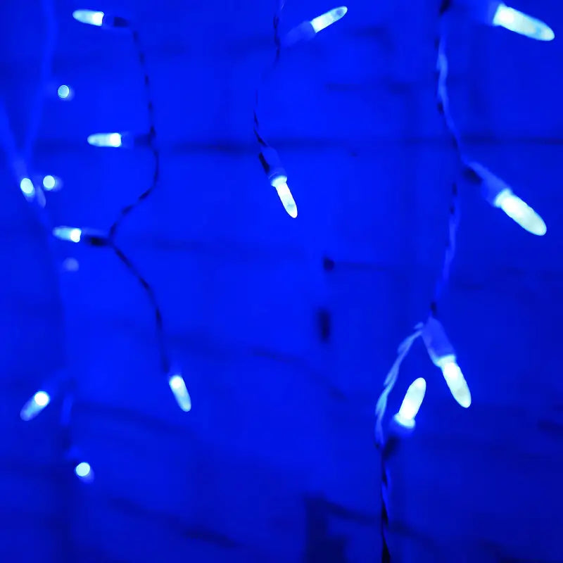 70 M5 Blue LED Icicle Lights