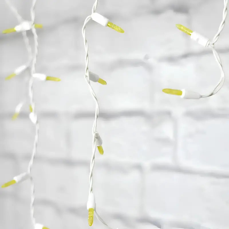 70 M5 Gold DreamSpark Slow Fade LED Icicle Lights