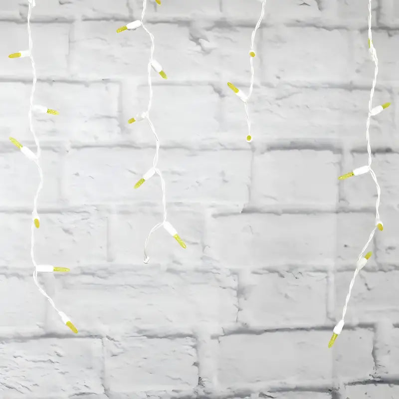 70 M5 Gold DreamSpark Slow Fade LED Icicle Lights