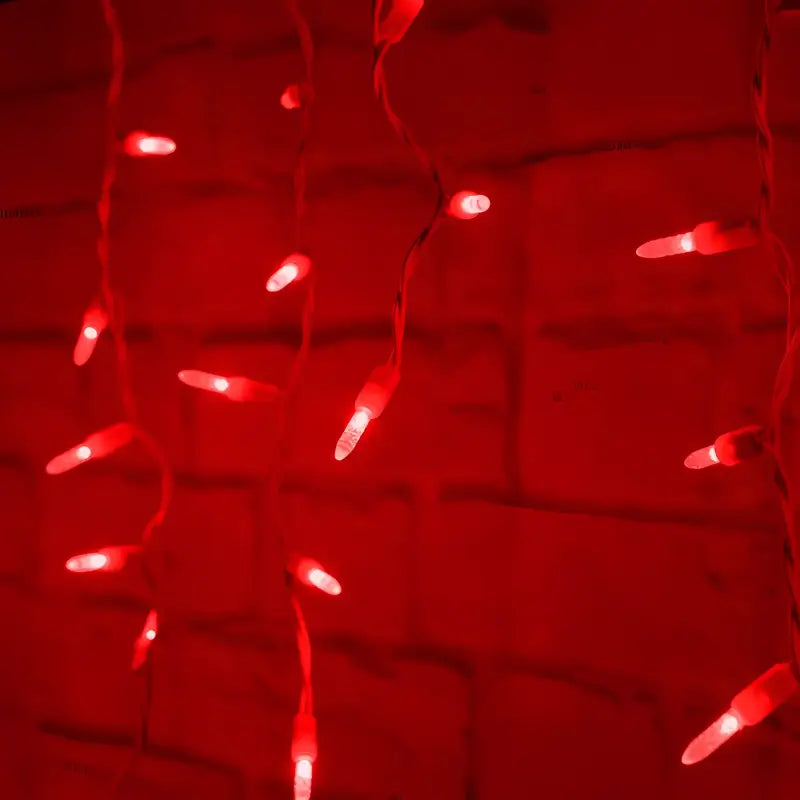 70 M5 Red LED Icicle Lights
