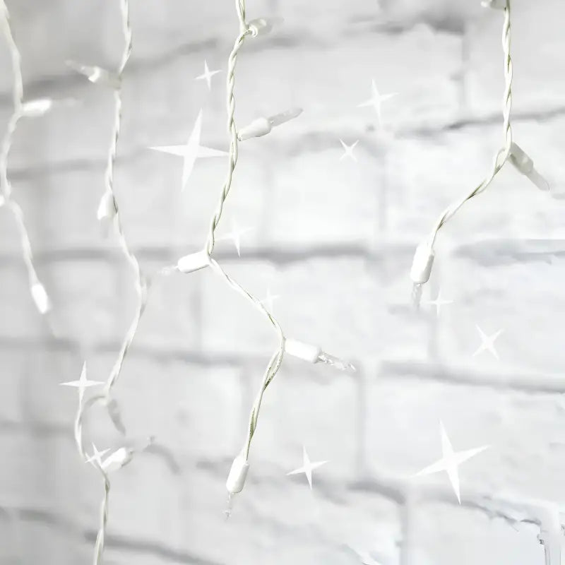 70 M5 Warm White Twinkle LED Icicle Lights